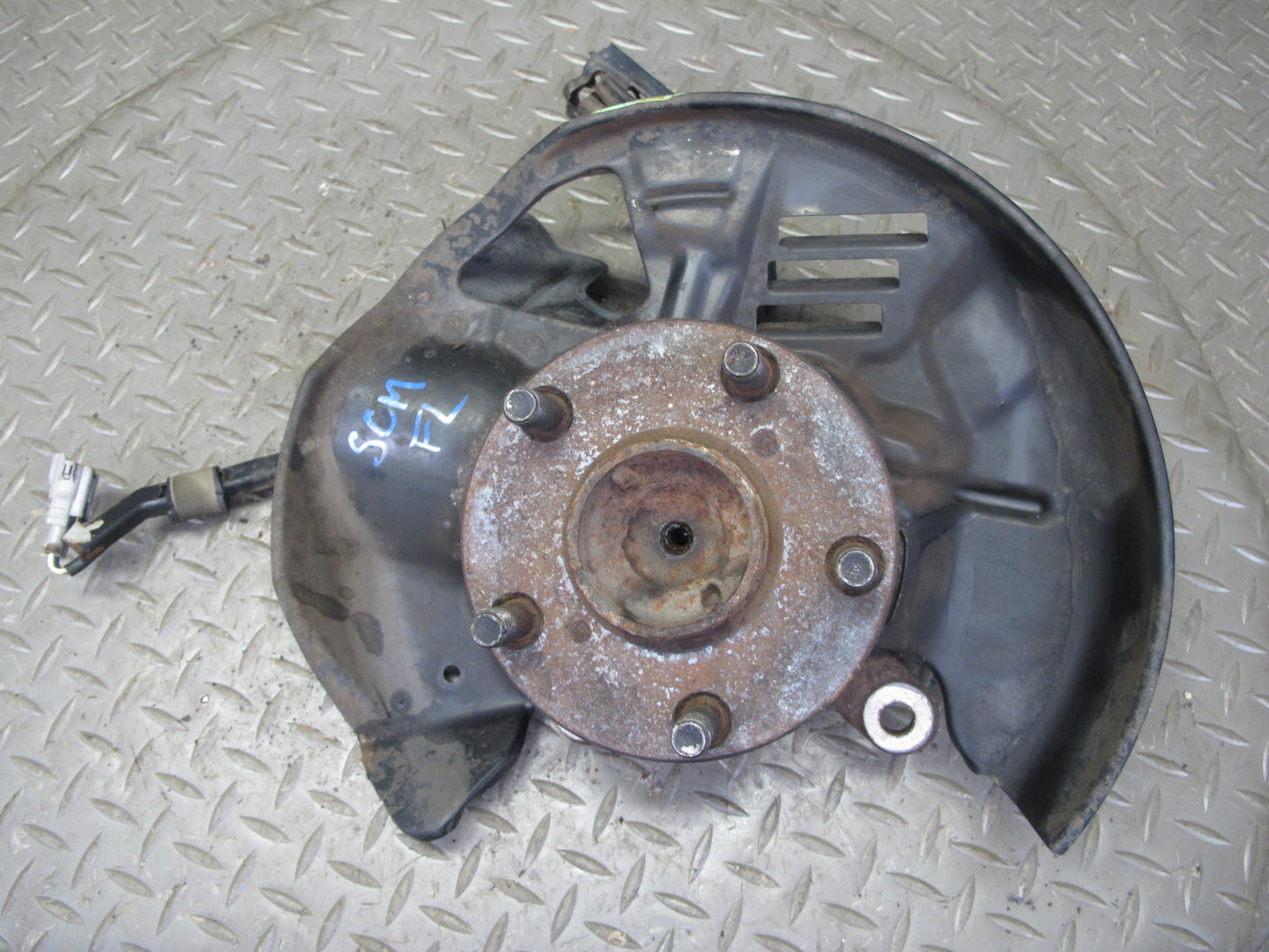 92-00 Lexus UZZ30L SC300 SC400 RWD Front Left Spindle Knuckle Wheel Hub OEM