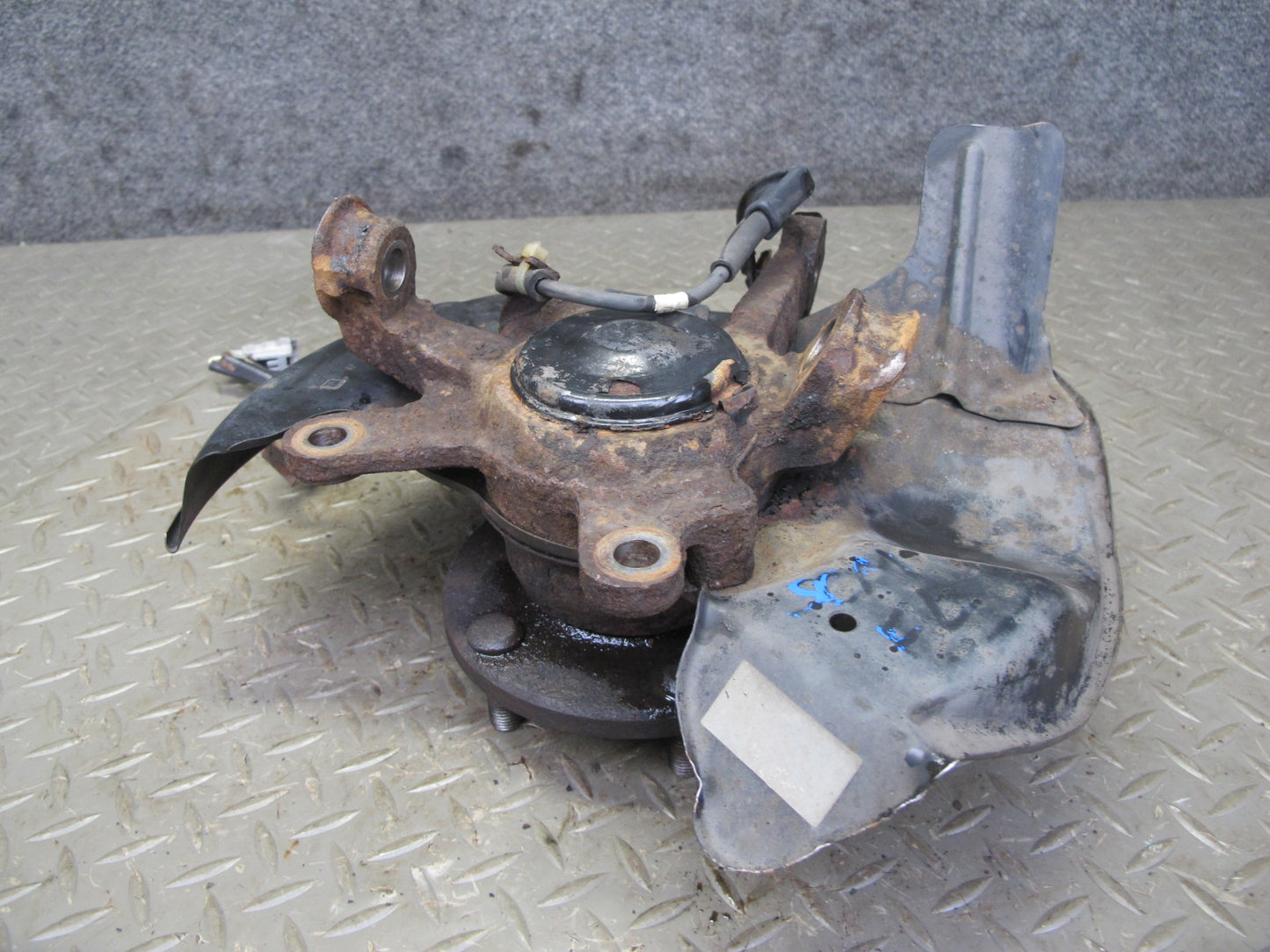 92-00 Lexus UZZ30L SC300 SC400 RWD Front Left Spindle Knuckle Wheel Hub OEM