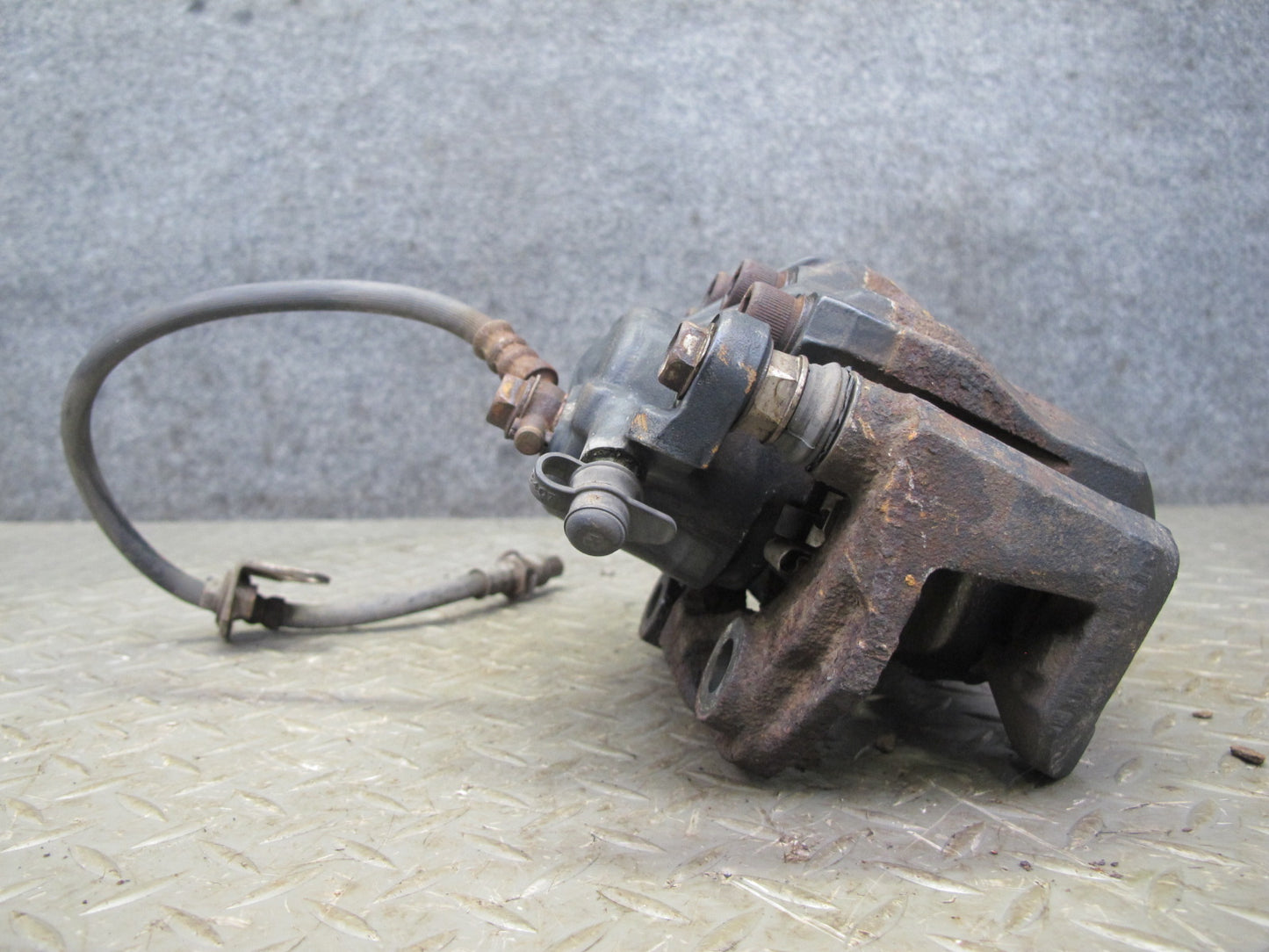 92-00 Lexus UZZ30L SC300 SC400 RWD Set of 2 Front Left & Right Brake Caliper OEM