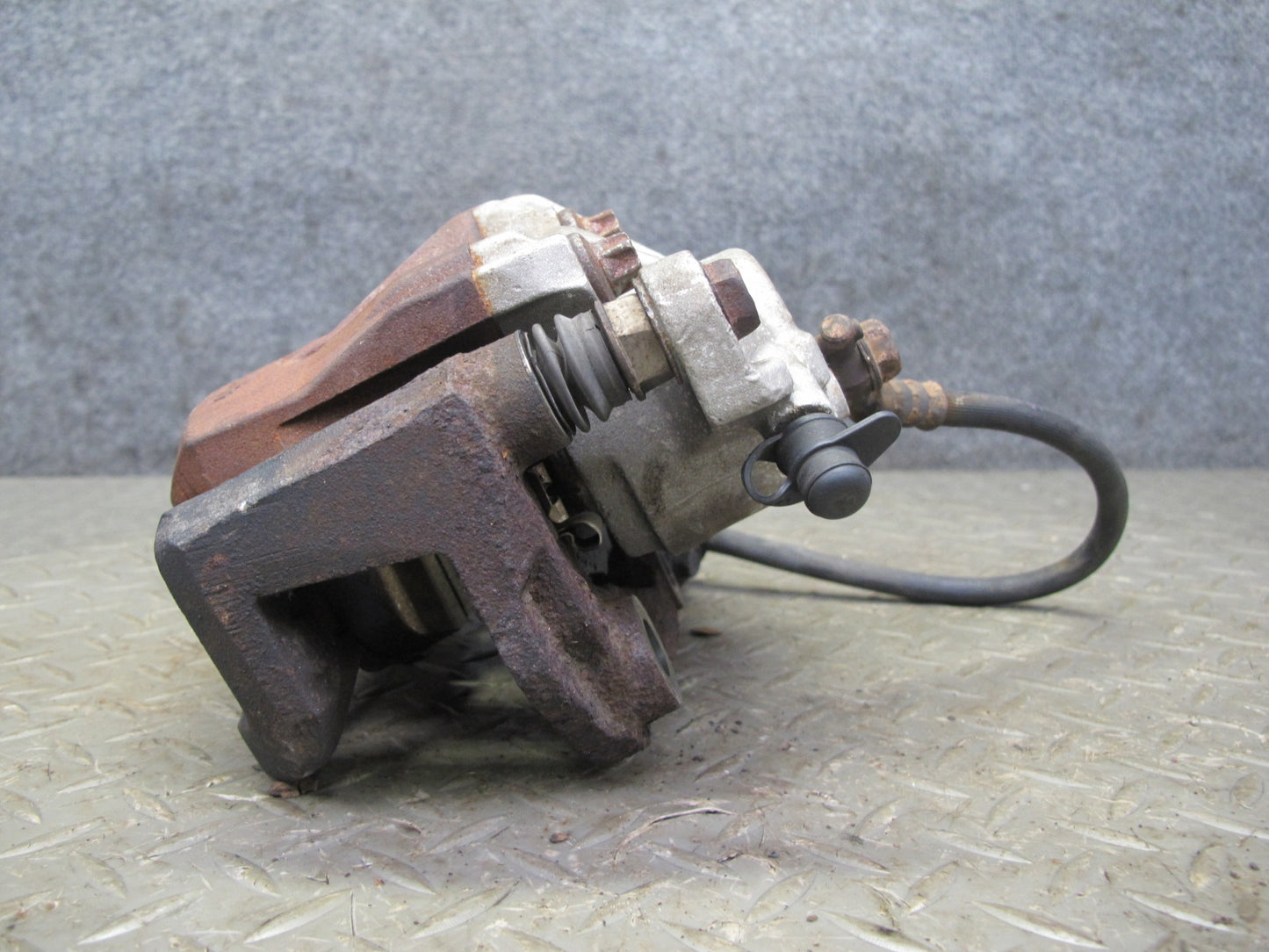 92-00 Lexus UZZ30L SC300 SC400 RWD Set of 2 Front Left & Right Brake Caliper OEM