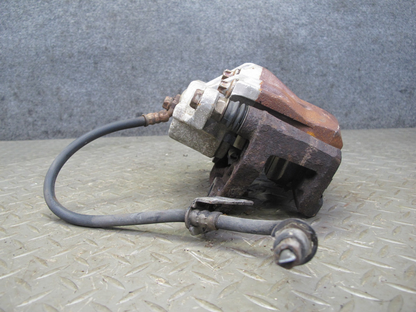 92-00 Lexus UZZ30L SC300 SC400 RWD Set of 2 Front Left & Right Brake Caliper OEM