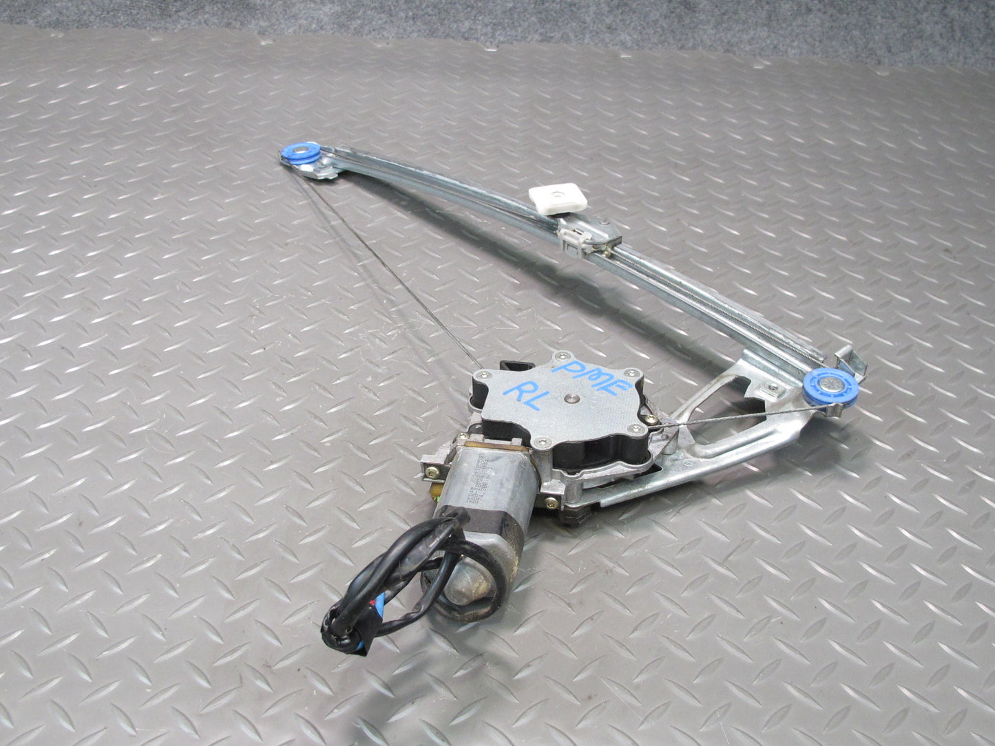 90-95 Mercedes W124 300D Sedan Rear Left Door Window Regulator w Motor OEM