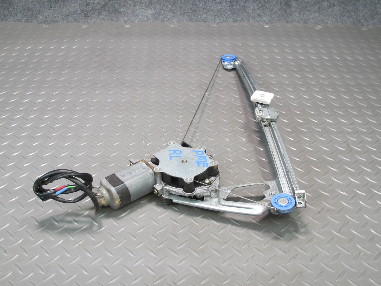 90-95 Mercedes W124 300D Sedan Rear Left Door Window Regulator w Motor OEM