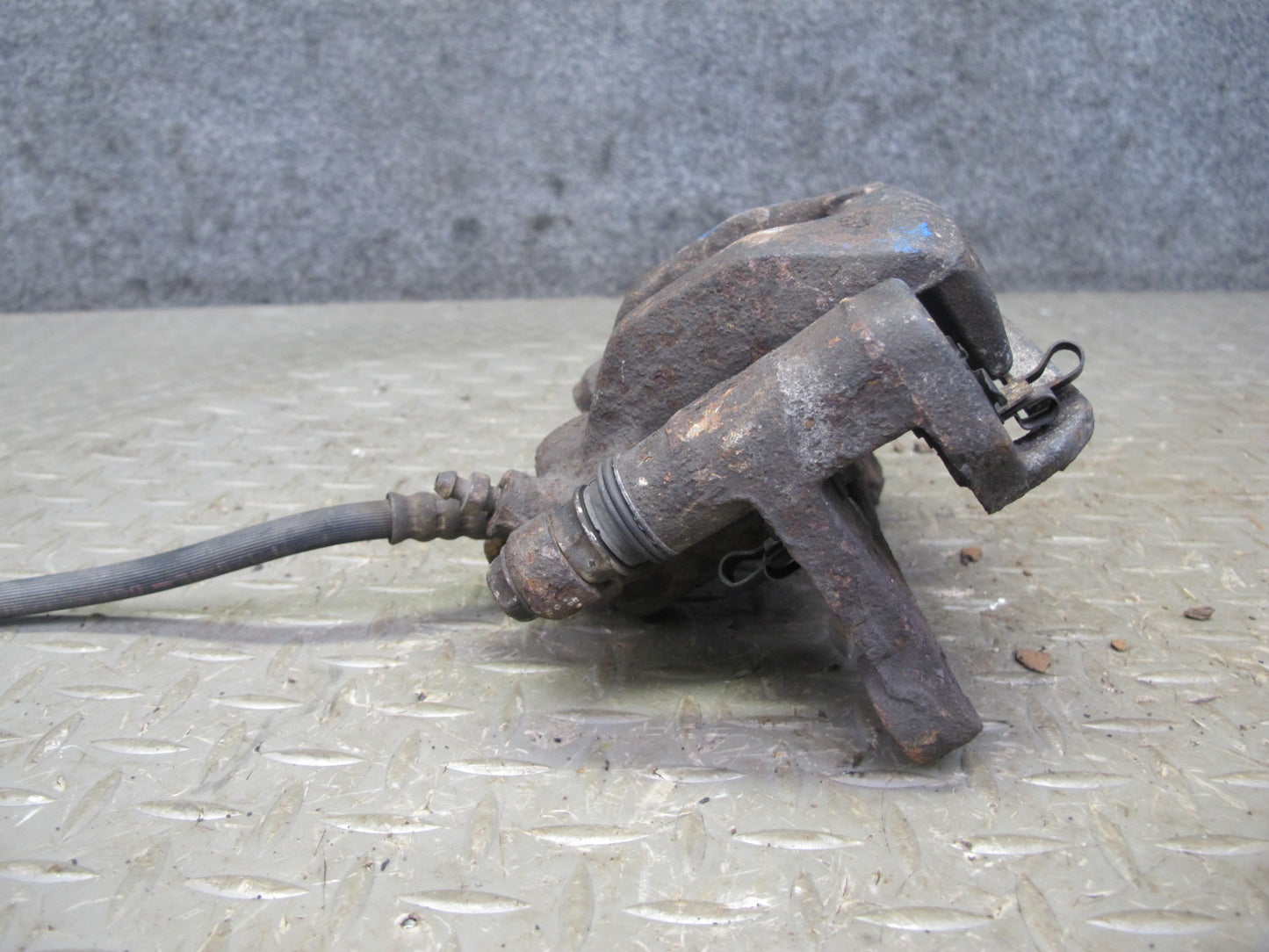 92-00 Lexus UZZ30L SC400 RWD Set of 2 Rear Left & Right Brake Caliper OEM