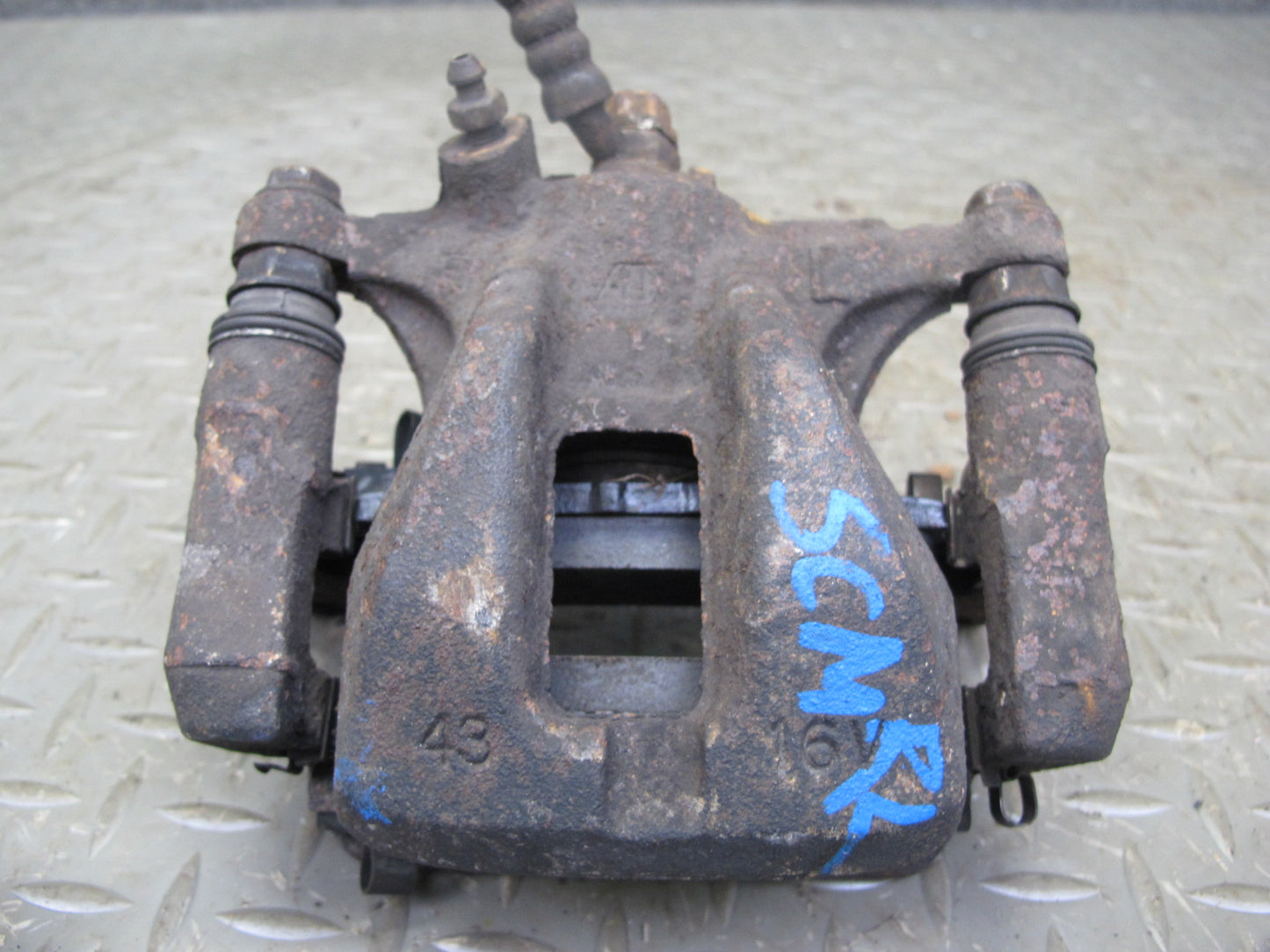 92-00 Lexus UZZ30L SC400 RWD Set of 2 Rear Left & Right Brake Caliper OEM