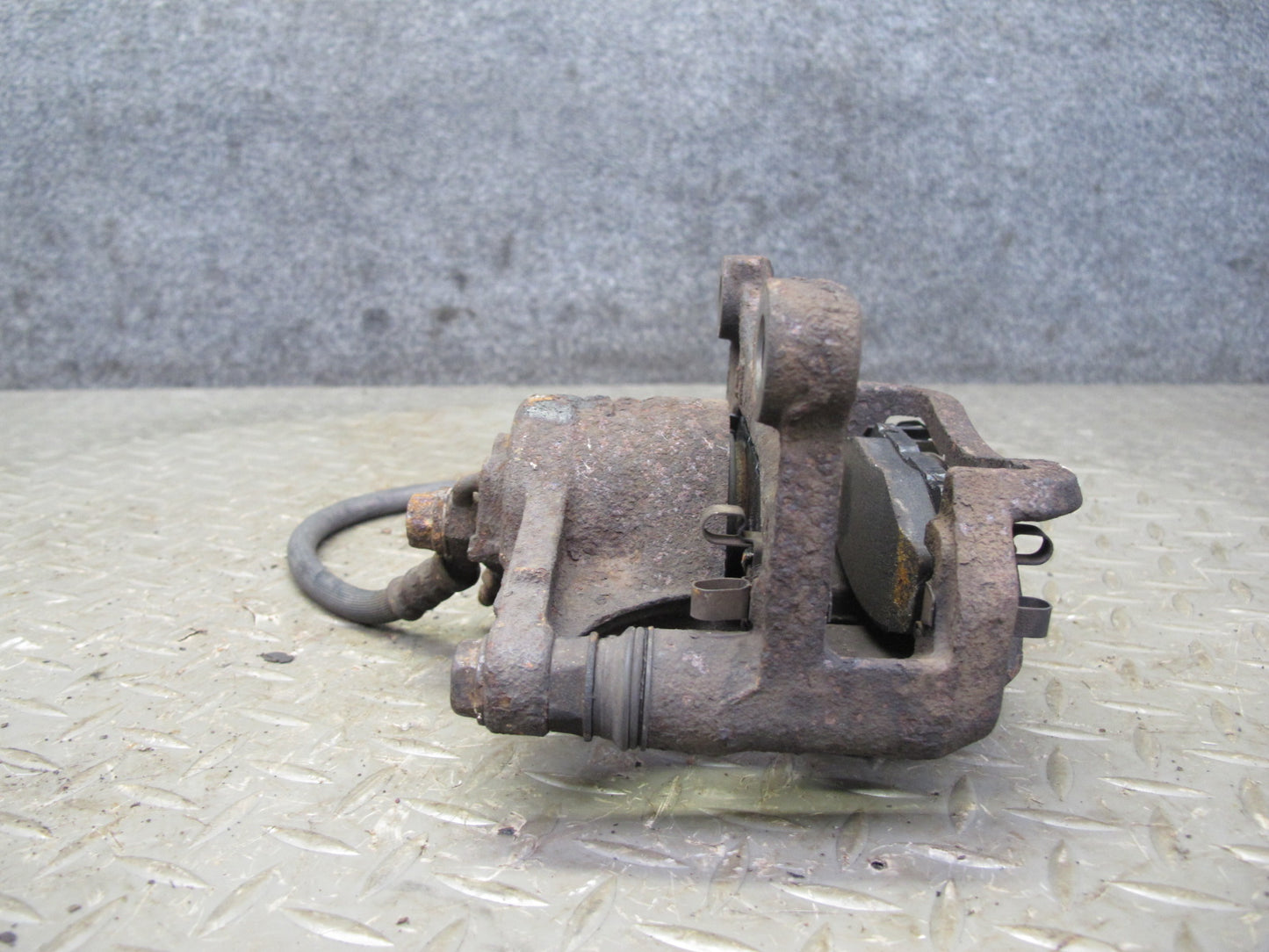 92-00 Lexus UZZ30L SC400 RWD Set of 2 Rear Left & Right Brake Caliper OEM