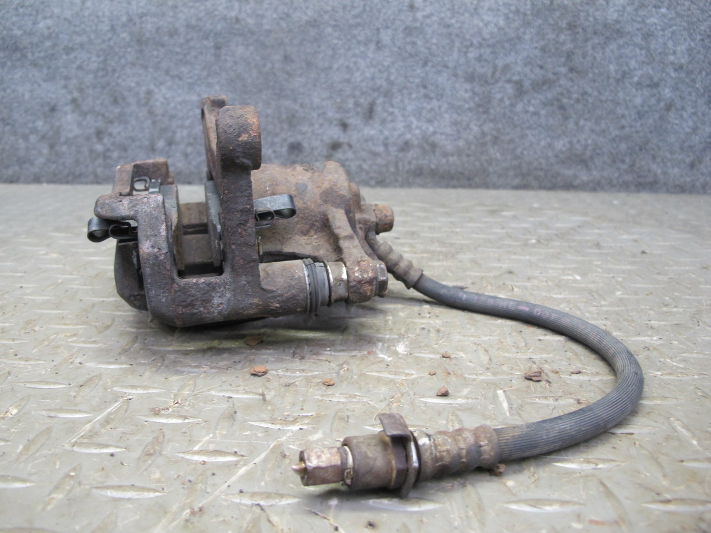 92-00 Lexus UZZ30L SC400 RWD Set of 2 Rear Left & Right Brake Caliper OEM