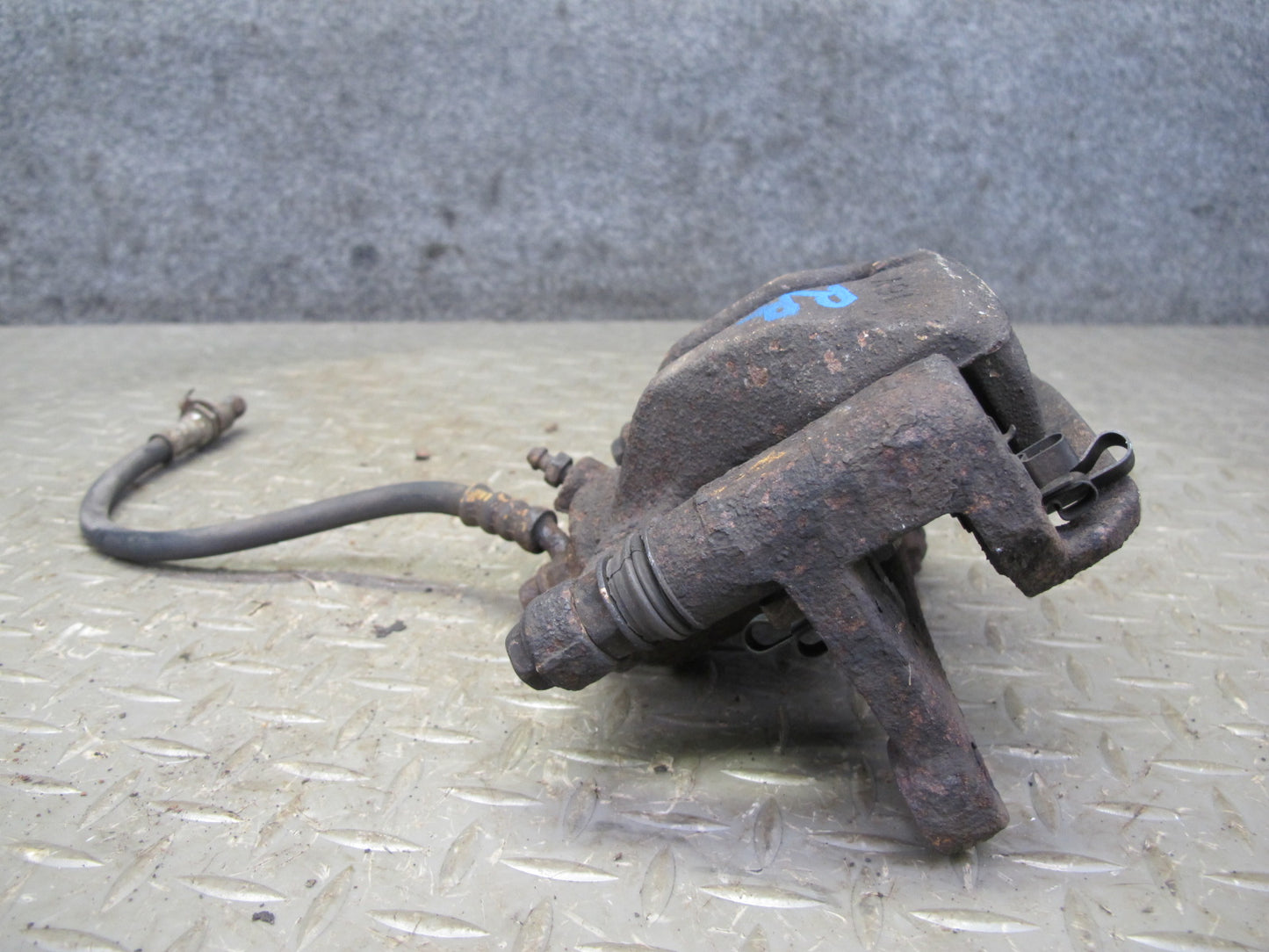 92-00 Lexus UZZ30L SC400 RWD Set of 2 Rear Left & Right Brake Caliper OEM