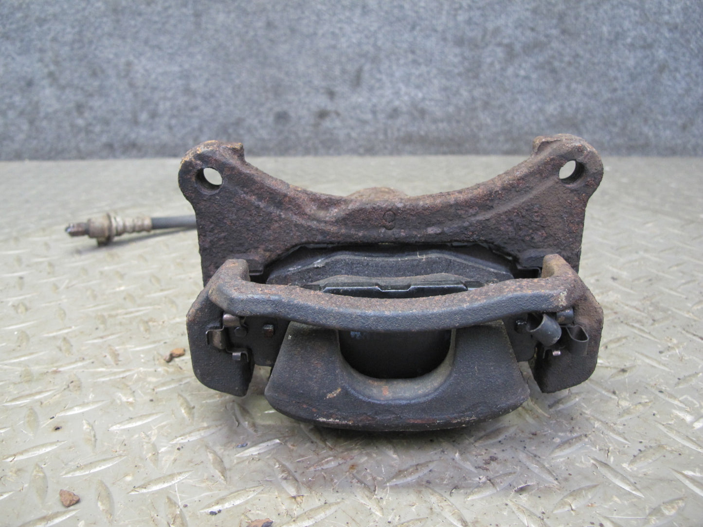 92-00 Lexus UZZ30L SC400 RWD Set of 2 Rear Left & Right Brake Caliper OEM