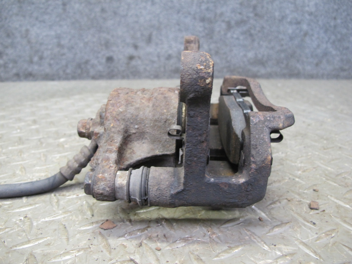 92-00 Lexus UZZ30L SC400 RWD Set of 2 Rear Left & Right Brake Caliper OEM