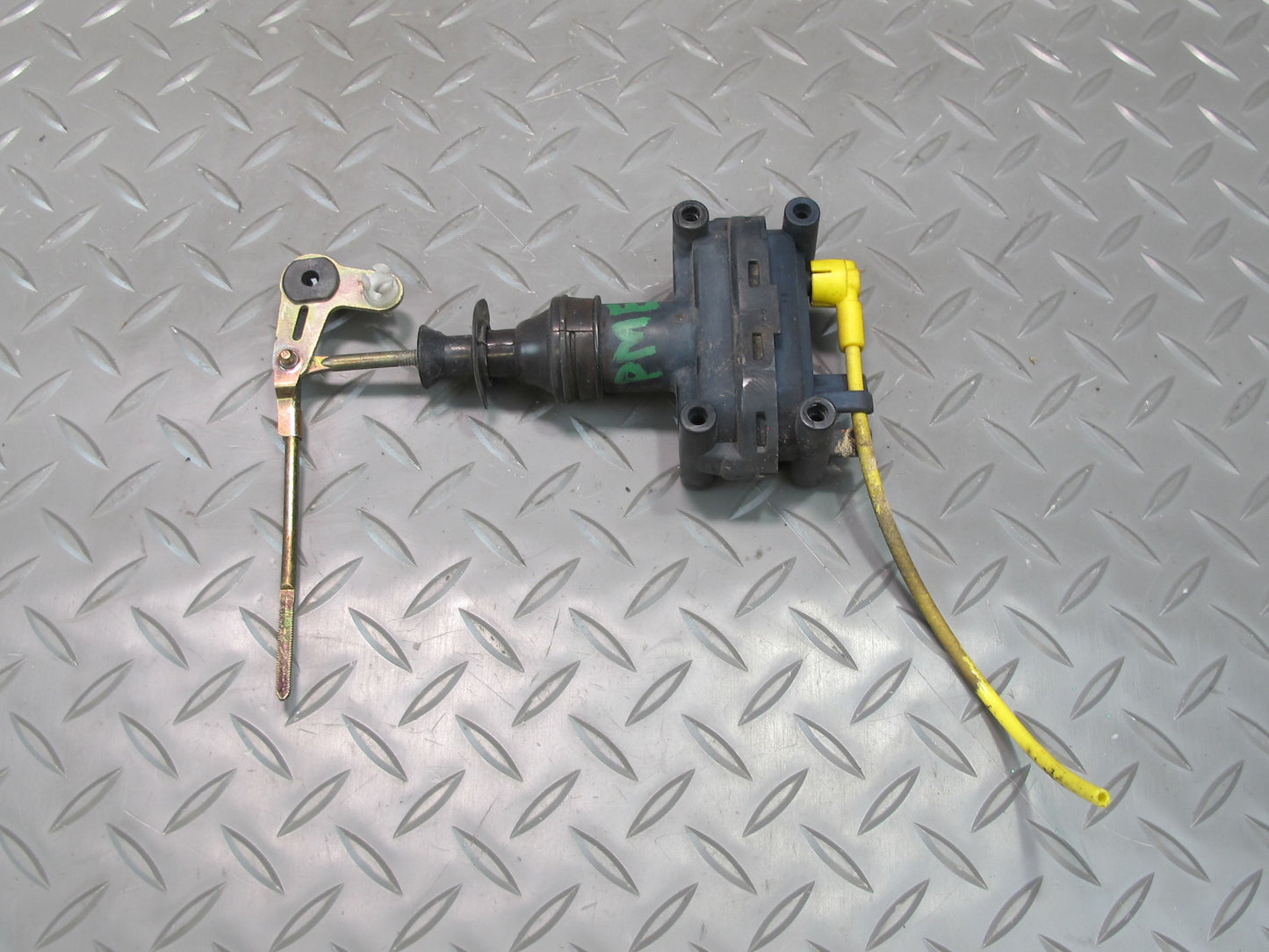 87-95 Mercedes W124 300D Rear Right Door Lock Latch Vacuum Actuator OEM