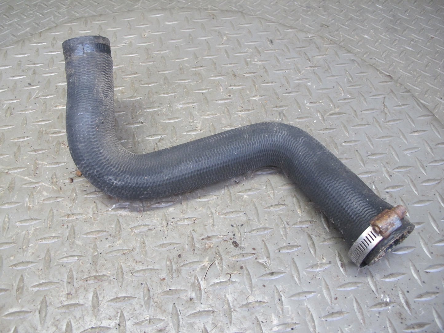 94-95 Mercedes W124 300D 3.0L Diesel Set of 2 Upper & Lower Radiator Hose OEM