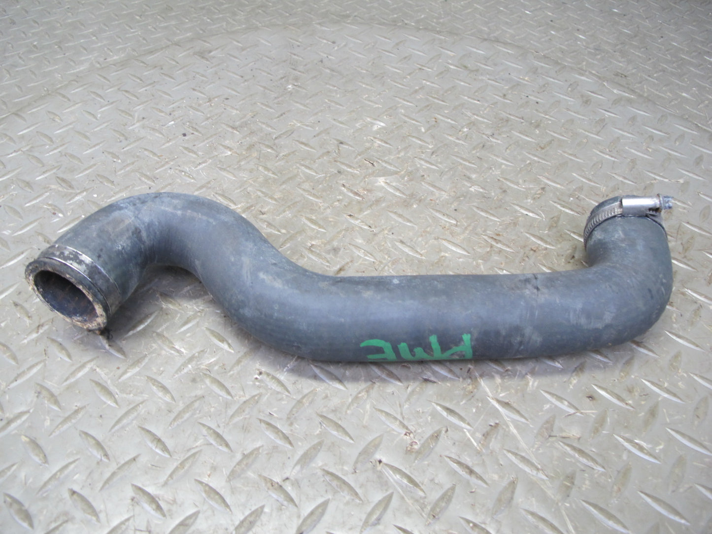 94-95 Mercedes W124 300D 3.0L Diesel Set of 2 Upper & Lower Radiator Hose OEM