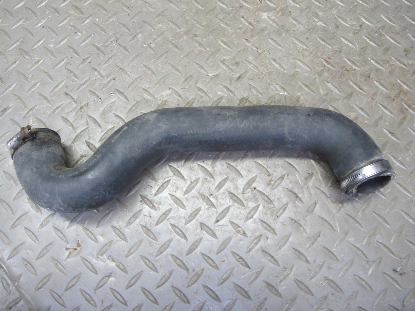 94-95 Mercedes W124 300D 3.0L Diesel Set of 2 Upper & Lower Radiator Hose OEM