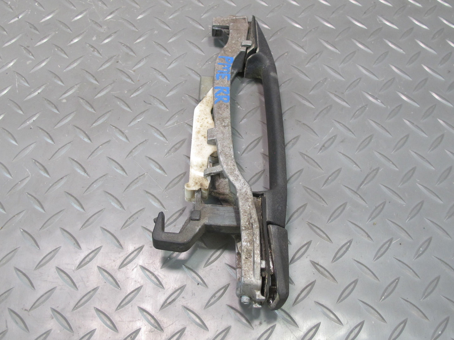 90-95 Mercedes W124 300D Sedan Rear Right Door Exterior Handle OEM