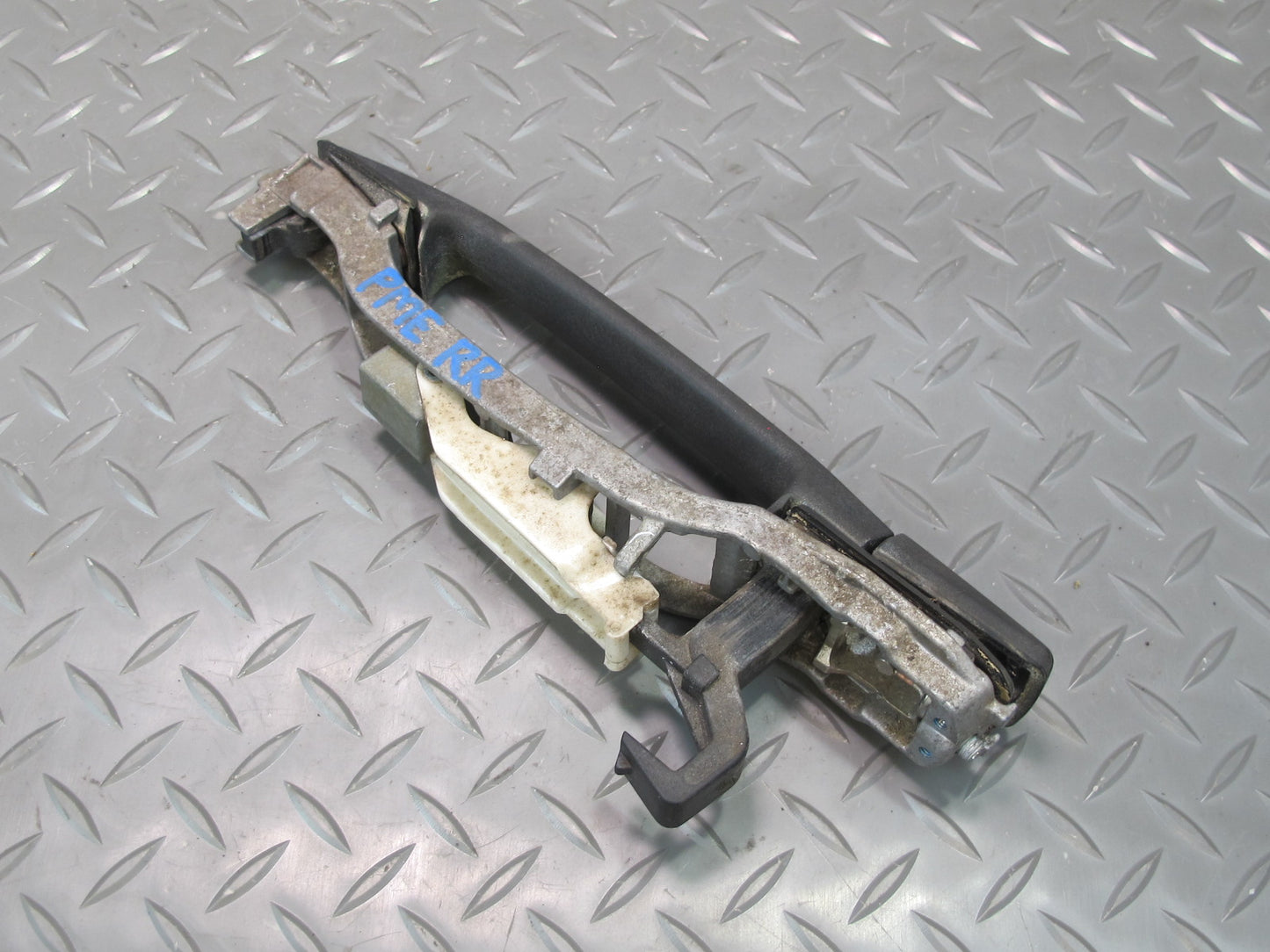 90-95 Mercedes W124 300D Sedan Rear Right Door Exterior Handle OEM