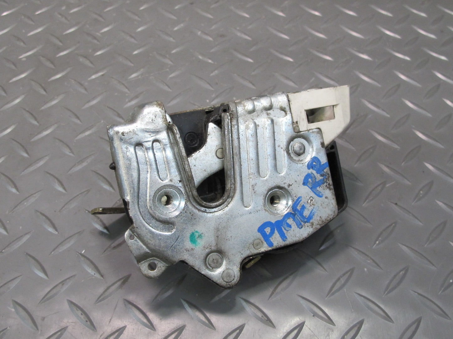 87-95 Mercedes W124 300D Sedan Rear Right Door Lock Latch Actuator OEM