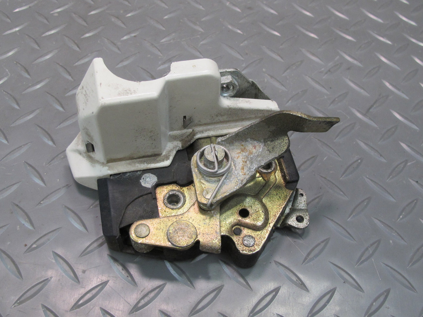 87-95 Mercedes W124 300D Sedan Rear Right Door Lock Latch Actuator OEM