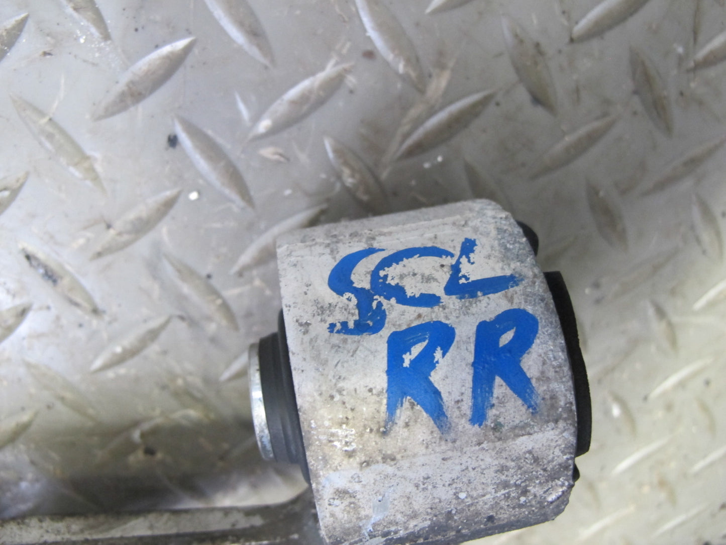 94-00 Lexus UZZ30L SC300 SC400 Rear Right Upper Control Arm OEM