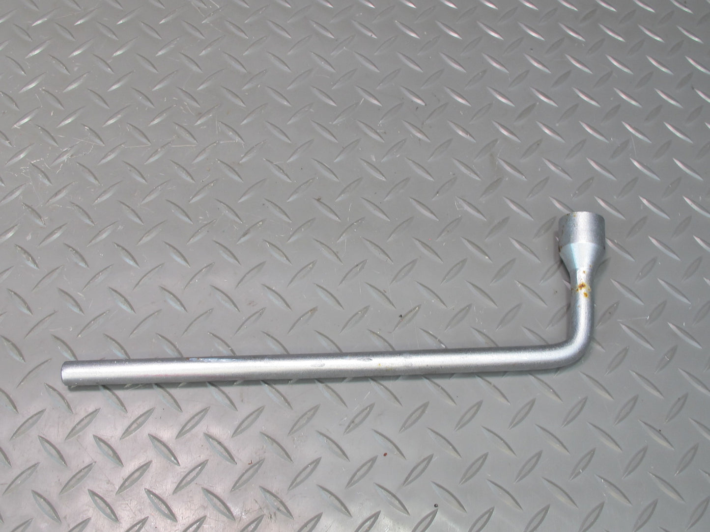 90-95 Mercedes W124 300D Spare Tire Tool Set With Case OEM