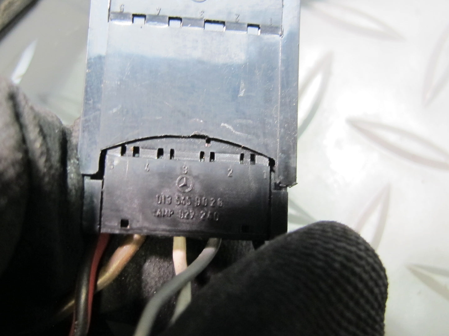 90-95 Mercedes W124 300D Front Left Door Side View Exterior Mirror Silver OEM