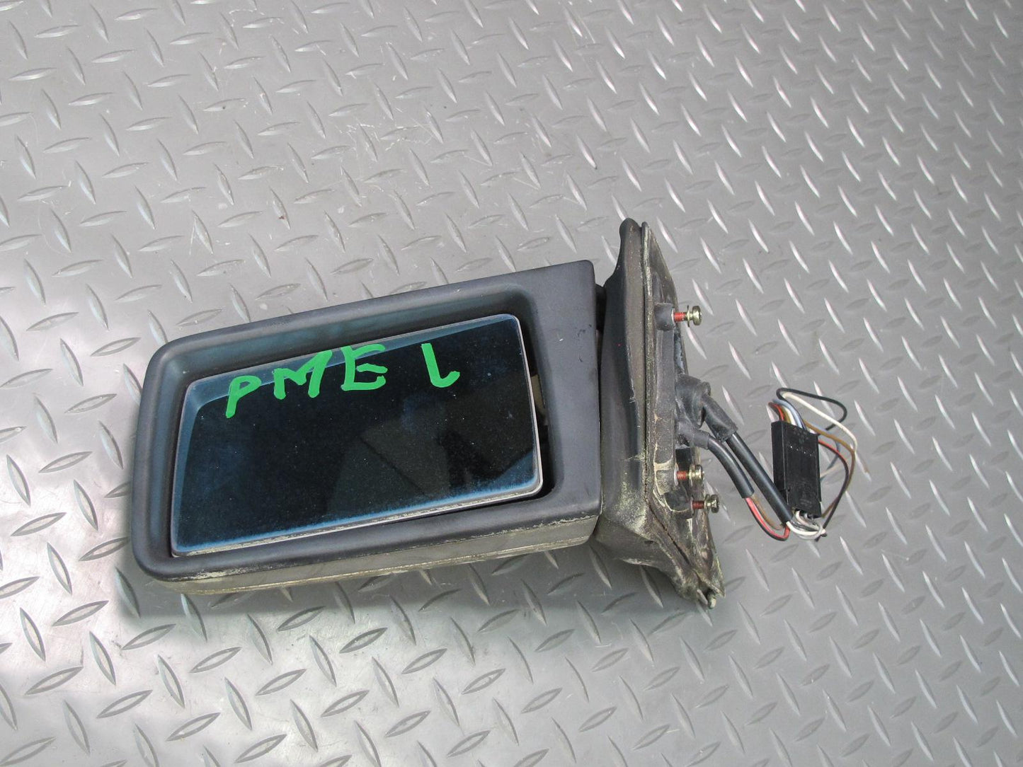 90-95 Mercedes W124 300D Front Left Door Side View Exterior Mirror Silver OEM