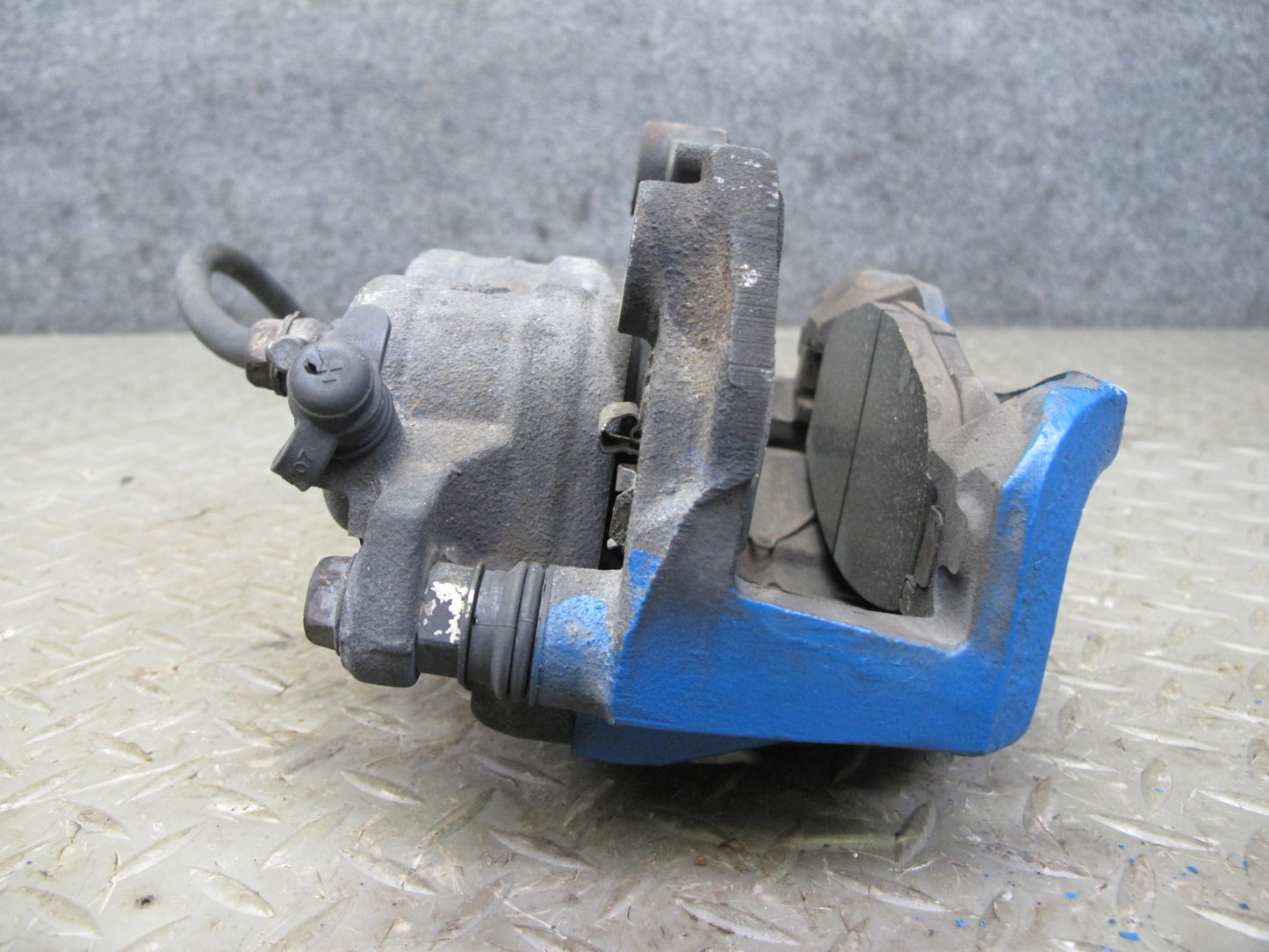 92-00 Lexus UZZ30L SC300 SC400 RWD Set of 2 Front Left & Right Brake Caliper OEM