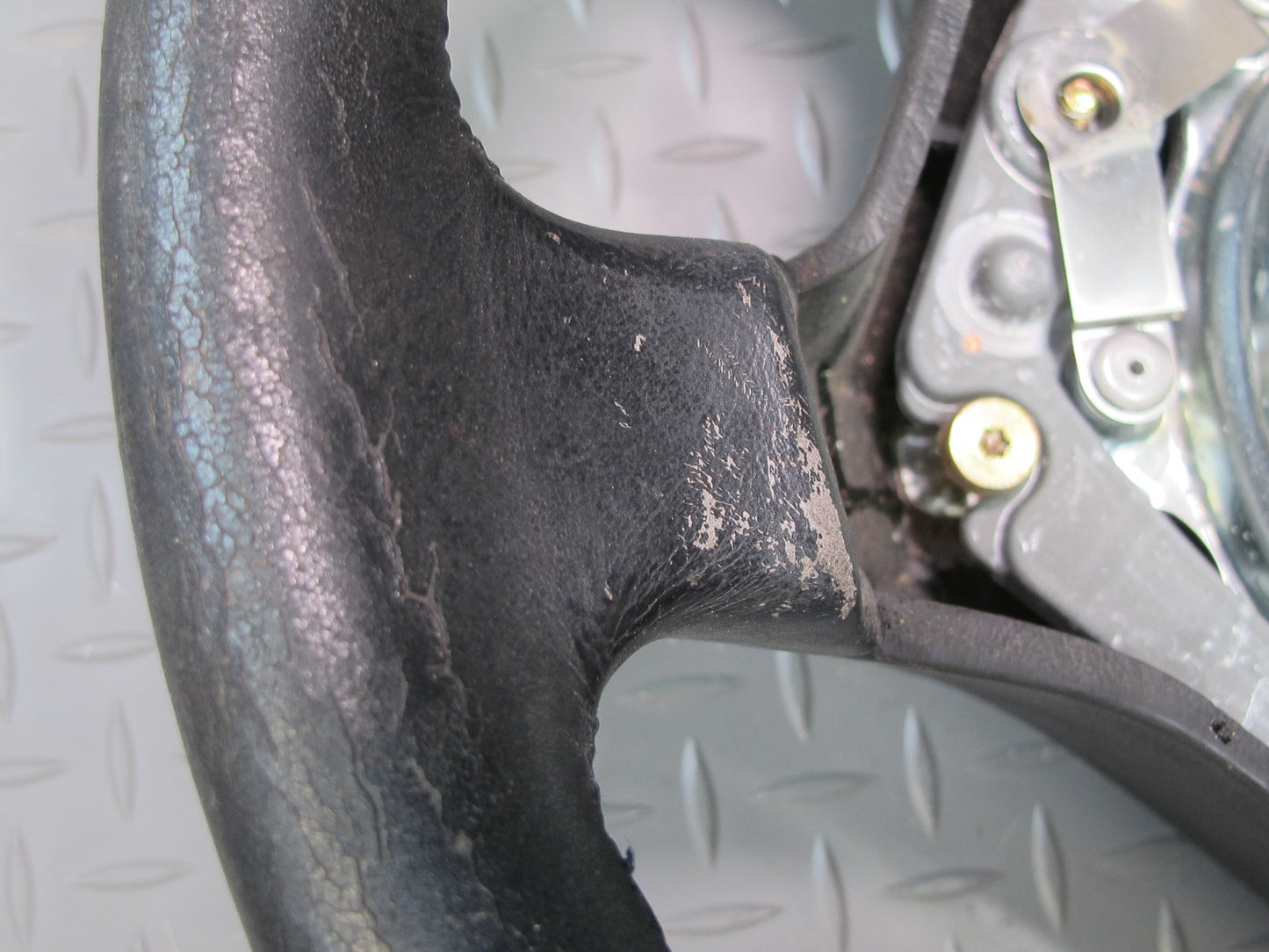 93-95 Mercedes W124 300D Leather Steering Black OEM