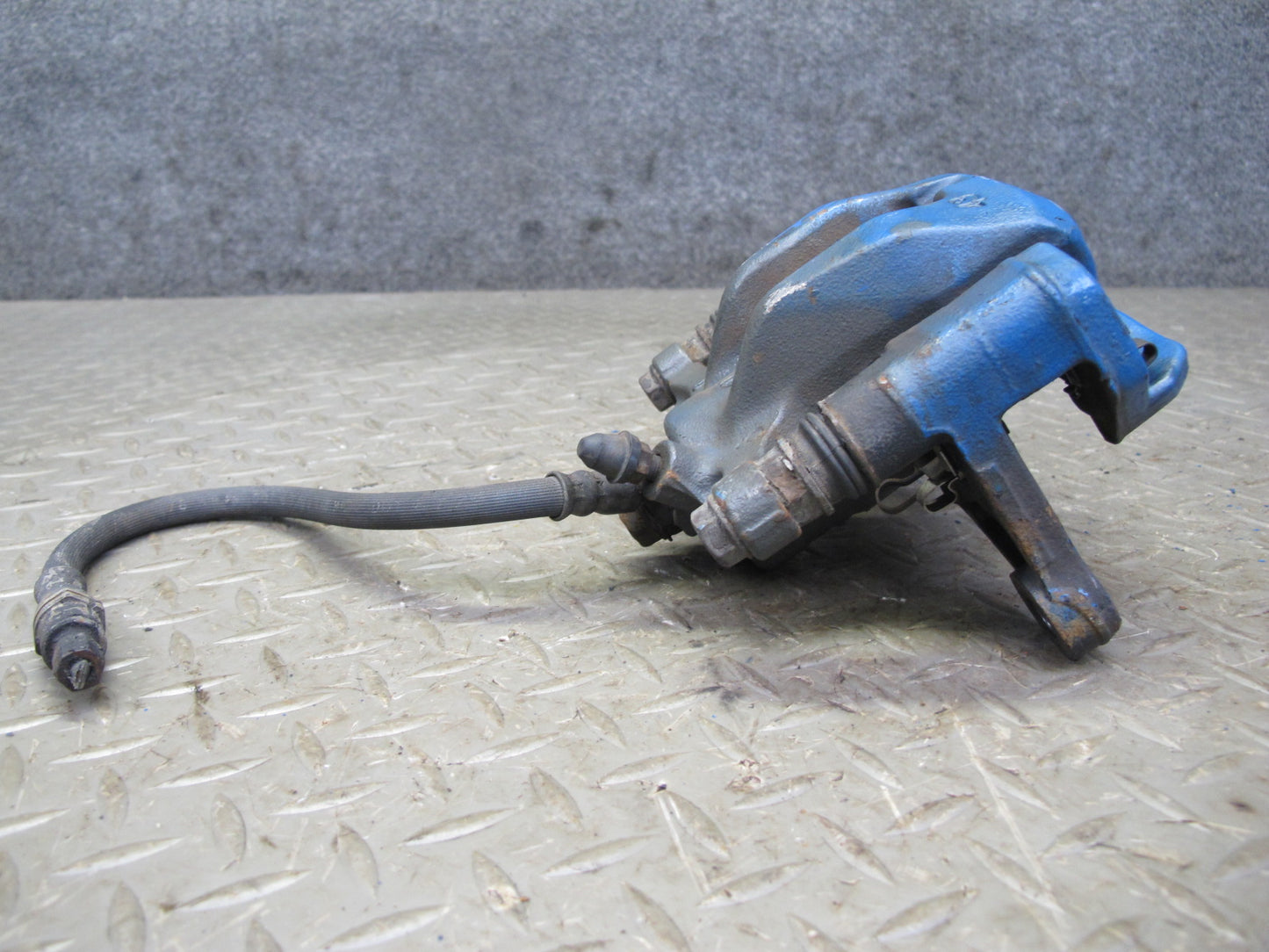 92-00 Lexus UZZ30L SC400 RWD Set of 2 Rear Left & Right Brake Caliper OEM