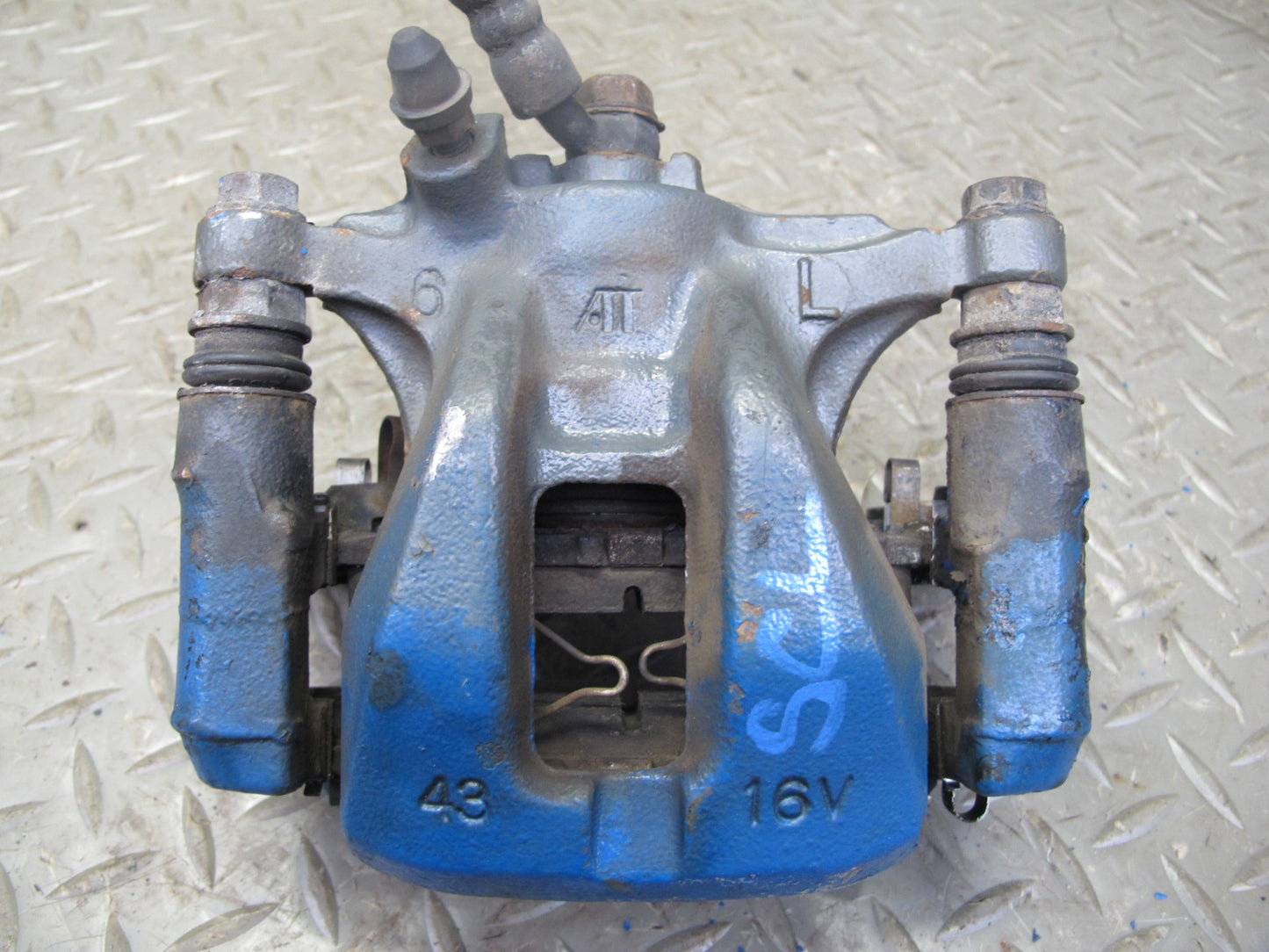 92-00 Lexus UZZ30L SC400 RWD Set of 2 Rear Left & Right Brake Caliper OEM