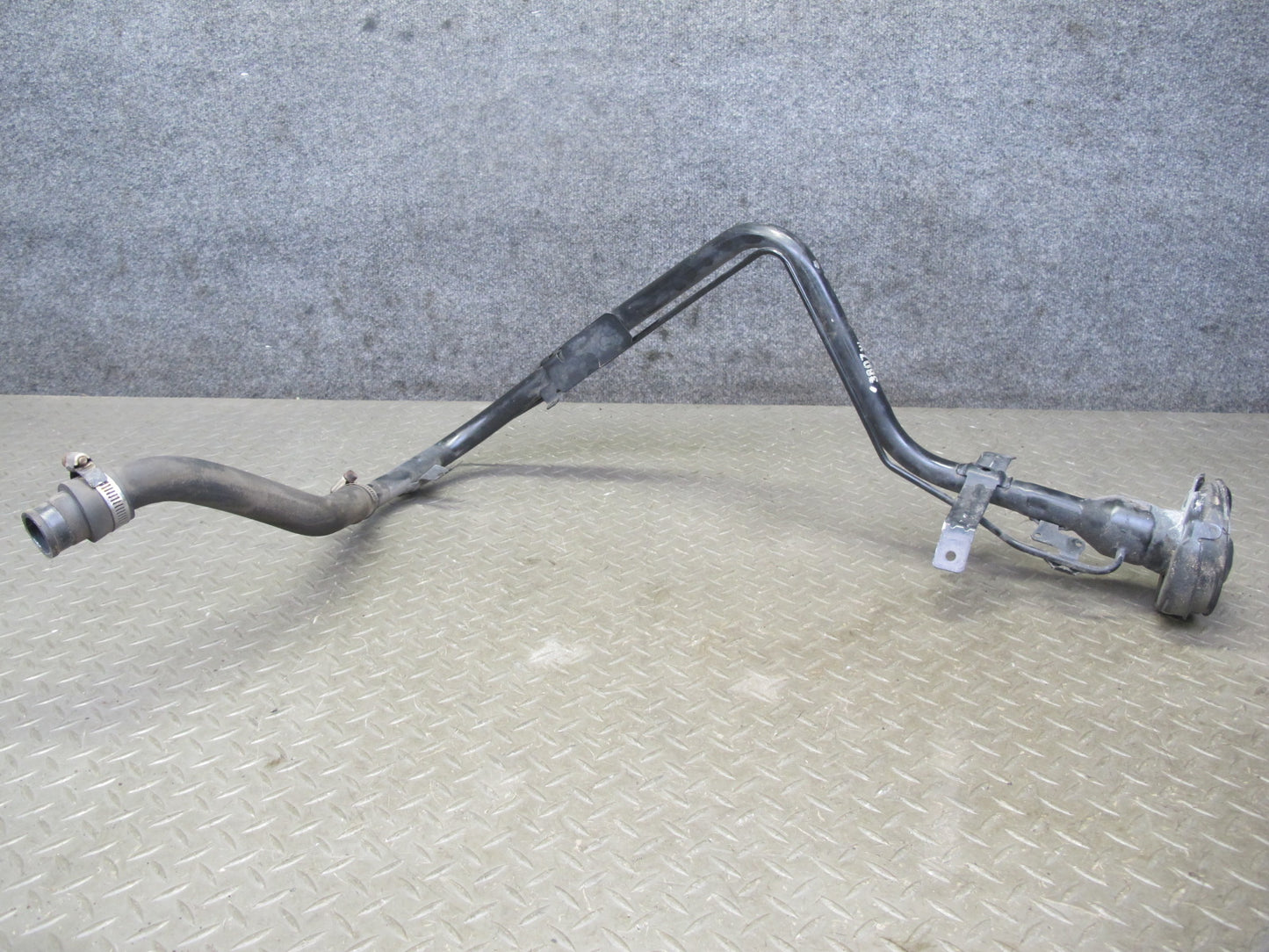12-20 Nissan Z34 370Z Fuel Gas Tank Filler Neck w Cap Assembly OEM