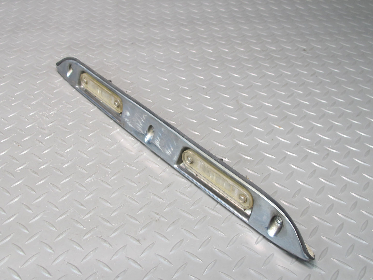 94-95 Mercedes W124 300D Sedan Rear Trunk Lid License Plate Trim Molding OEM