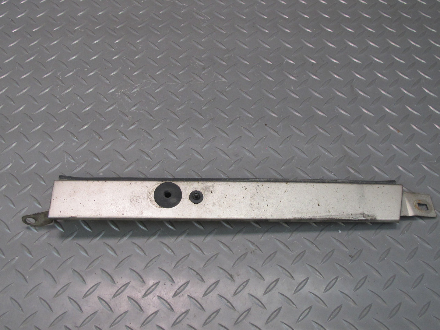 94-95 Mercedes W124 300D Front Left & Right Headlight Lower Moulding Set OEM