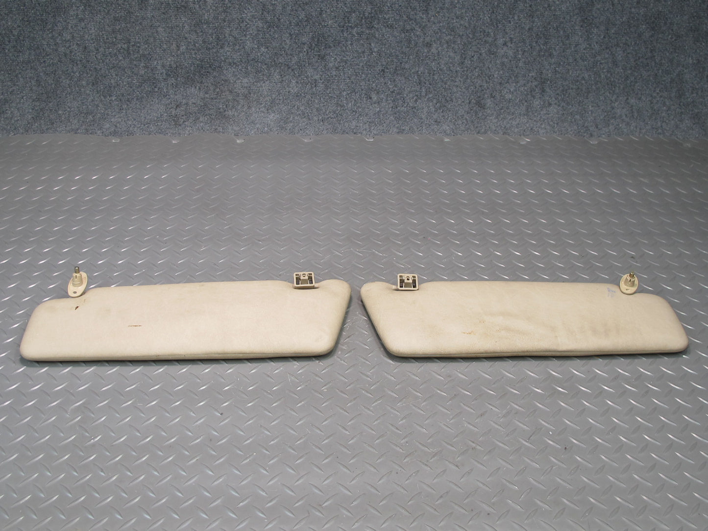 90-95 Mercedes W124 300D Front Right & Left Sun Visor Beige Set OEM