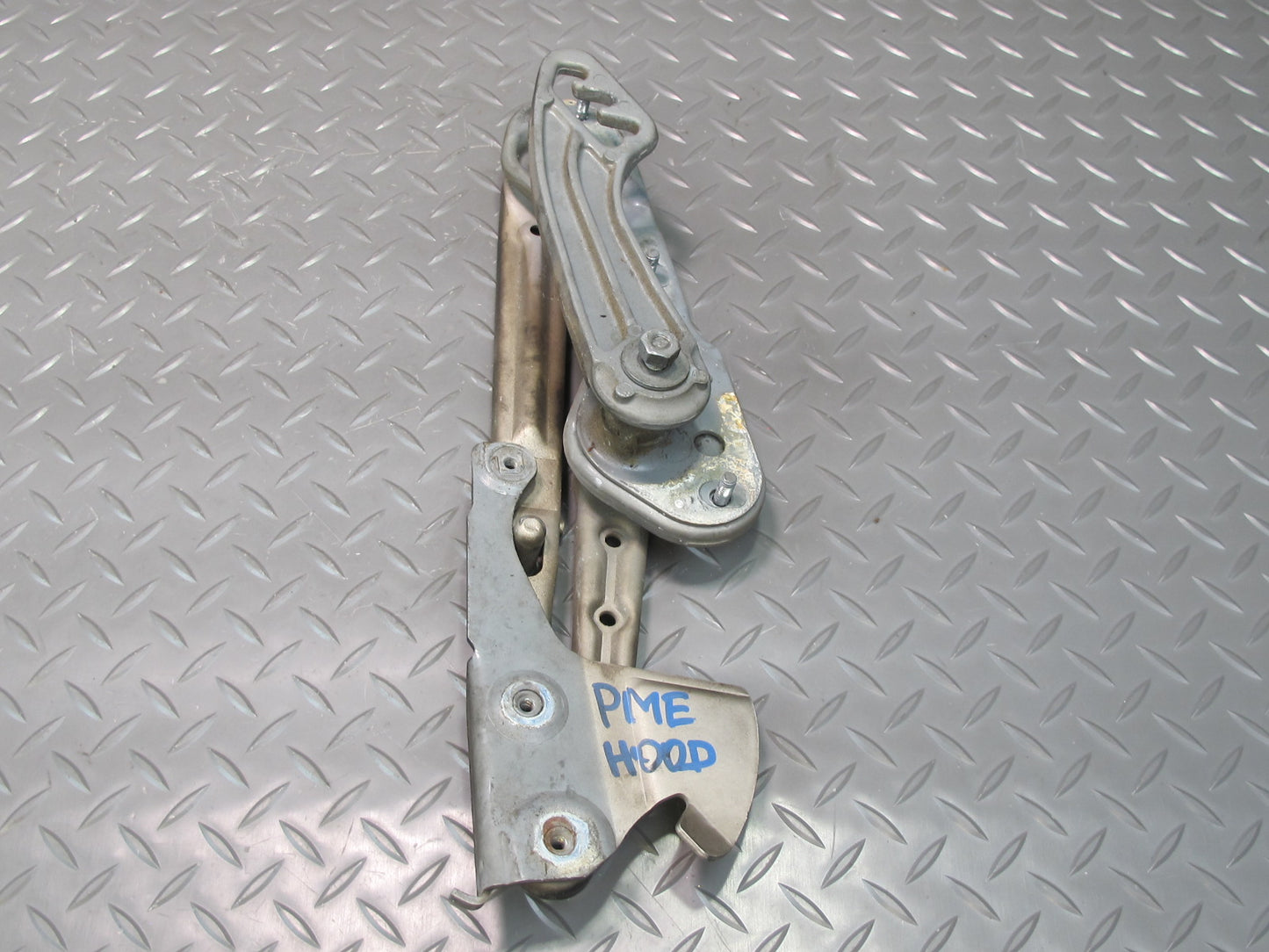 90-95 Mercedes W124 300D Set of 2 Front Left & Right Hood Hinge w Springs OEM