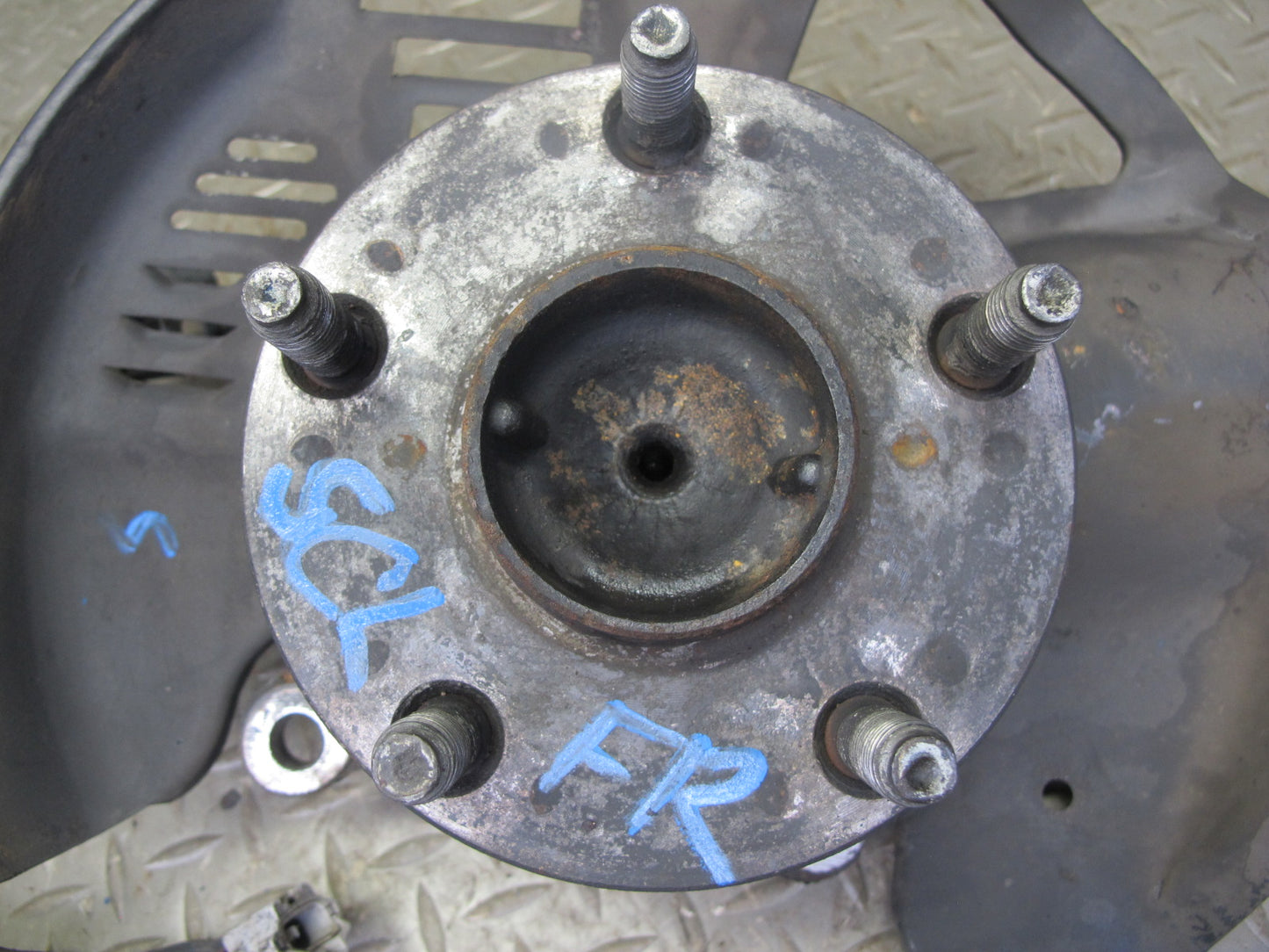 92-00 Lexus UZZ30L SC300 SC400 RWD Front Right Spindle Knuckle Wheel Hub OEM