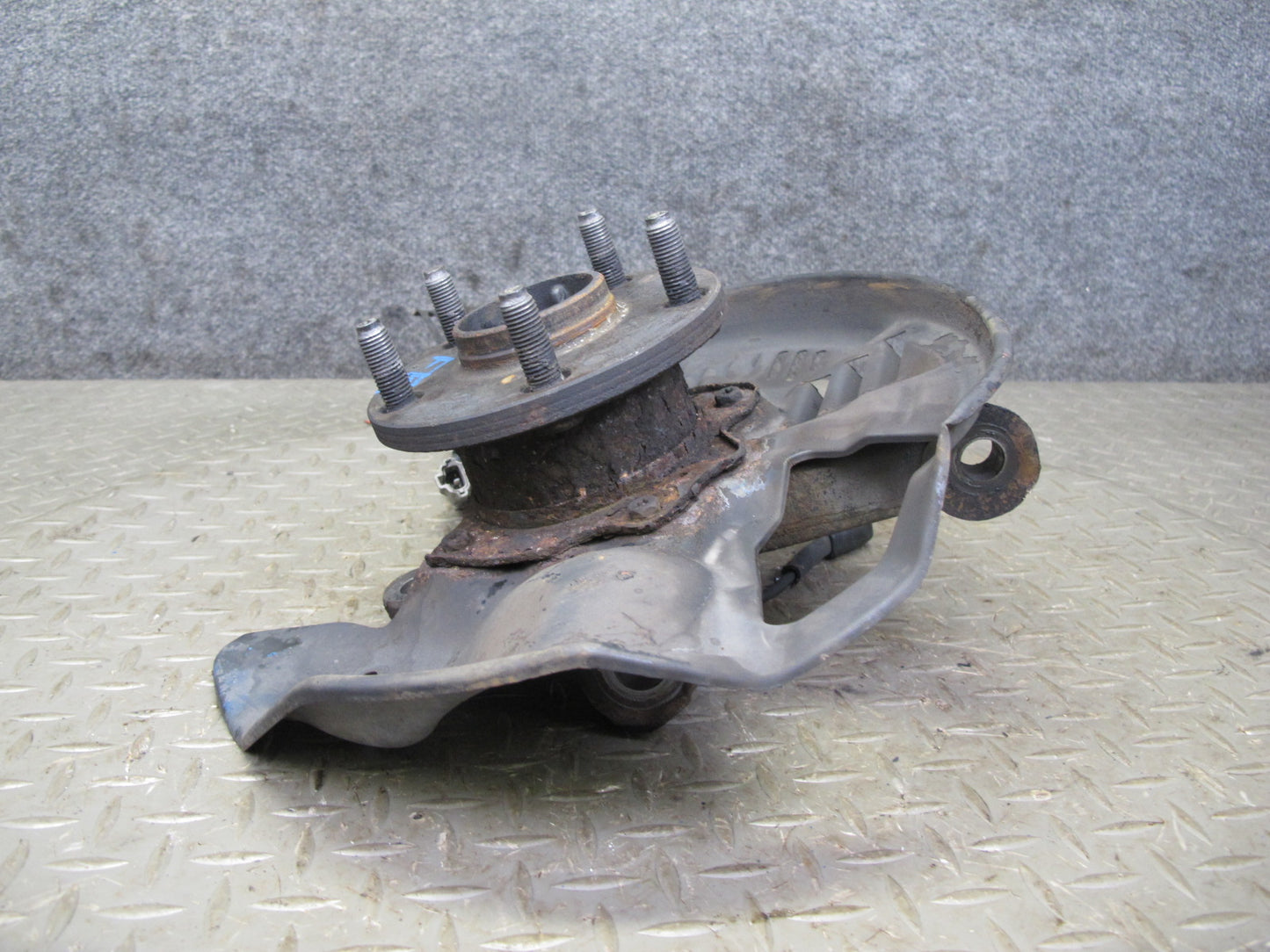 92-00 Lexus UZZ30L SC300 SC400 RWD Front Right Spindle Knuckle Wheel Hub OEM