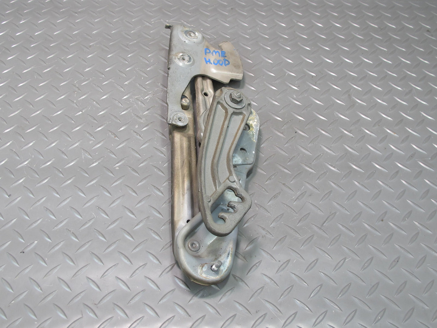 90-95 Mercedes W124 300D Set of 2 Front Left & Right Hood Hinge w Springs OEM