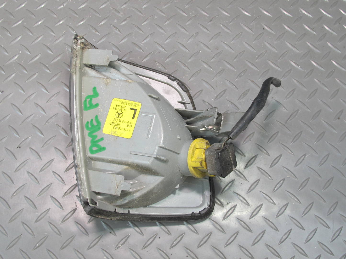 94-95 Mercedes W124 300D Front Left Turn Signal Light Lamp 1248261143 OEM