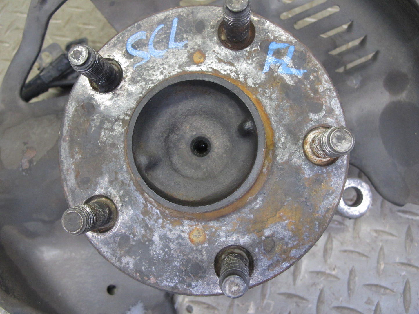 92-00 Lexus UZZ30L SC300 SC400 RWD Front Left Spindle Knuckle Wheel Hub OEM