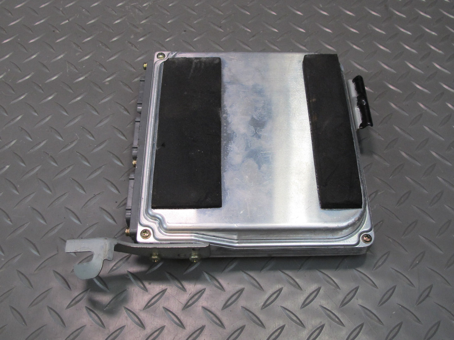 92-94 Lexus UZZ30L SC400 1UZFE ECM ECU Engine Control Module Unit OEM