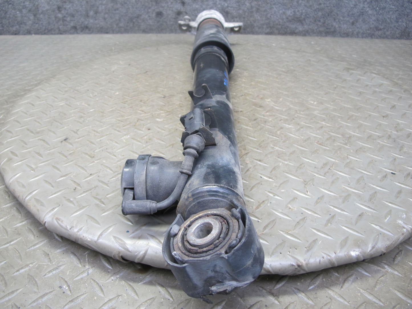 10-16 Audi B8 A4 S4 AWD Rear Left & Right Adaptive Strut Shock Absorber Set OEM