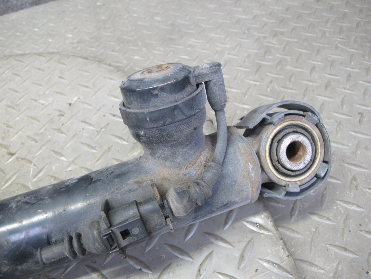 10-16 Audi B8 A4 S4 AWD Rear Left & Right Adaptive Strut Shock Absorber Set OEM