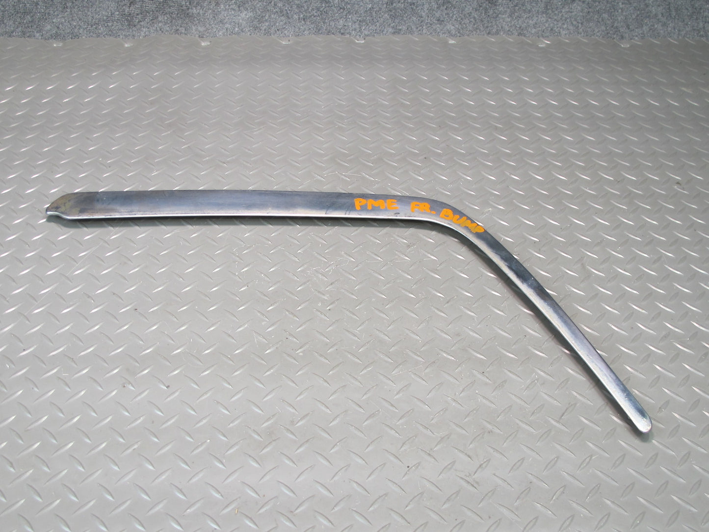 92-95 Mercedes W124 300D Front Bumper Left & Right Chrome Molding Trim Set OEM