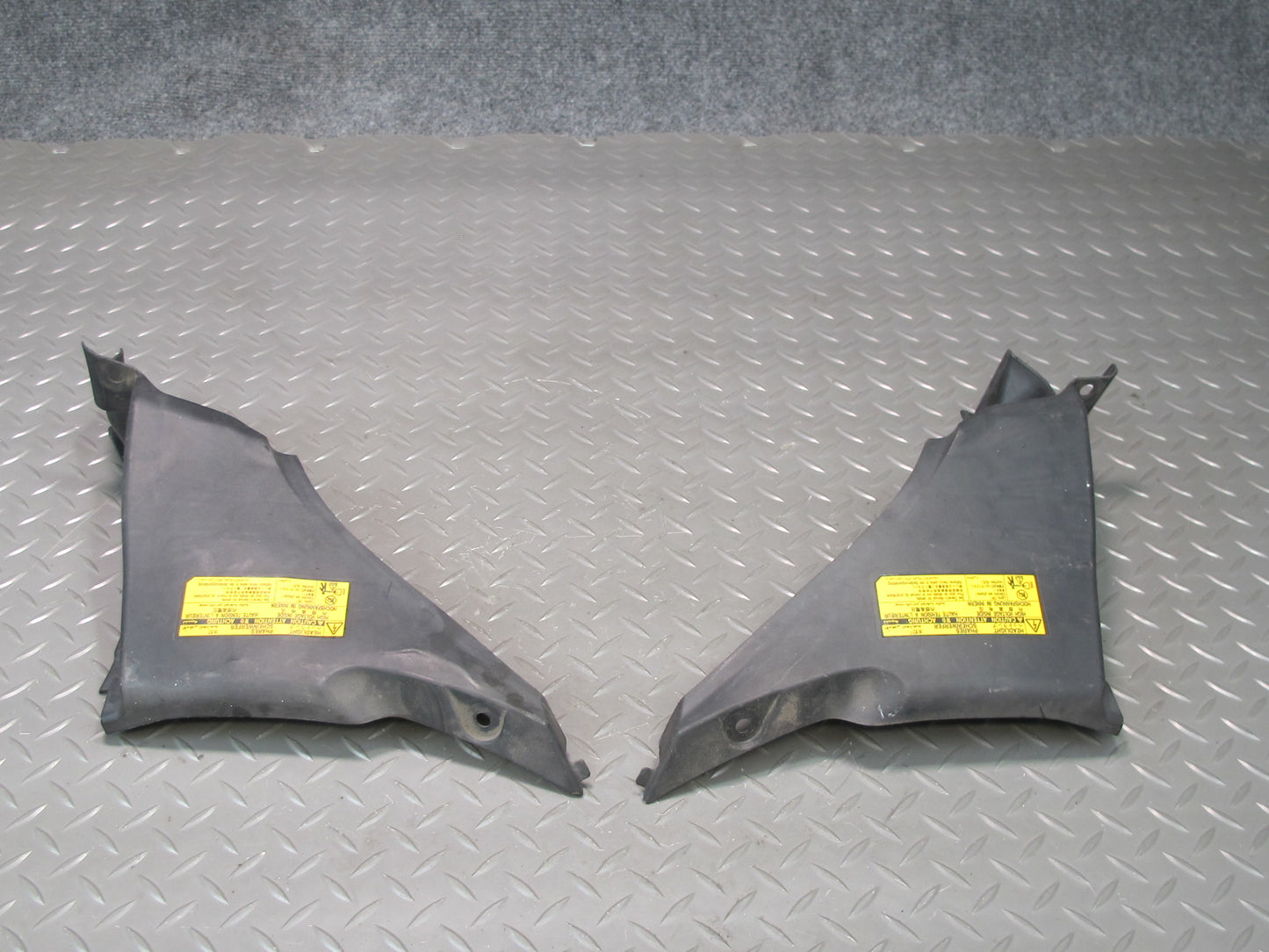 04-06 Lexus UCF30L LS430 Set of 2 Left & Right Radiator Deflector Trim Cover OEM