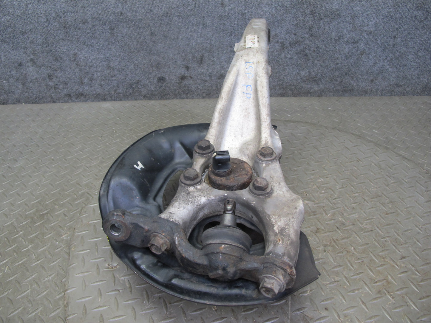01-06 Lexus LS430 UCF30L RWD Front Right Spindle Knuckle Wheel Hub Bearing OEM