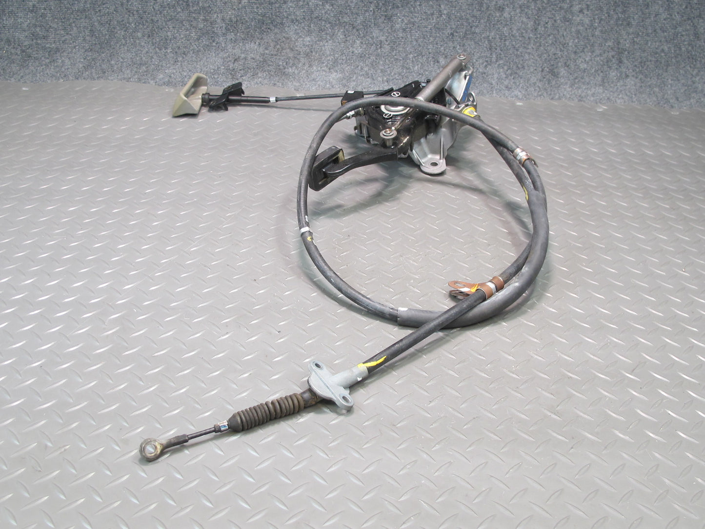 01-06 Lexus LS430 Emergency Parking Brake Pedal w Release Handle & Cable OEM