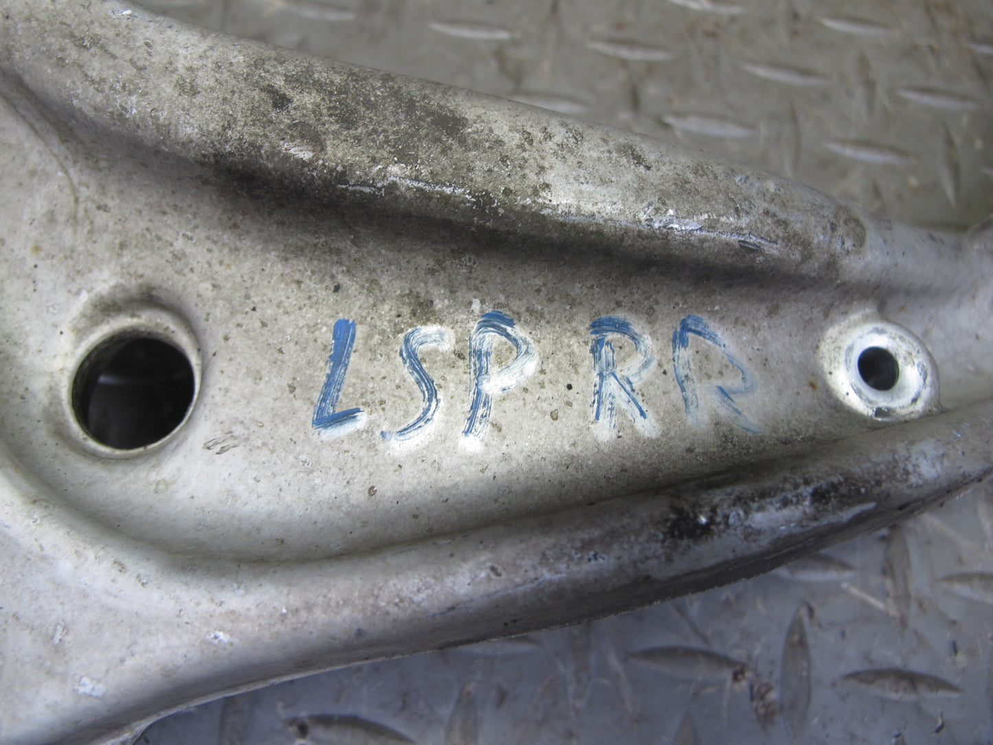 01-06 Lexus UCF30L LS430 Rear Right Suspension Upper Control Arm OEM