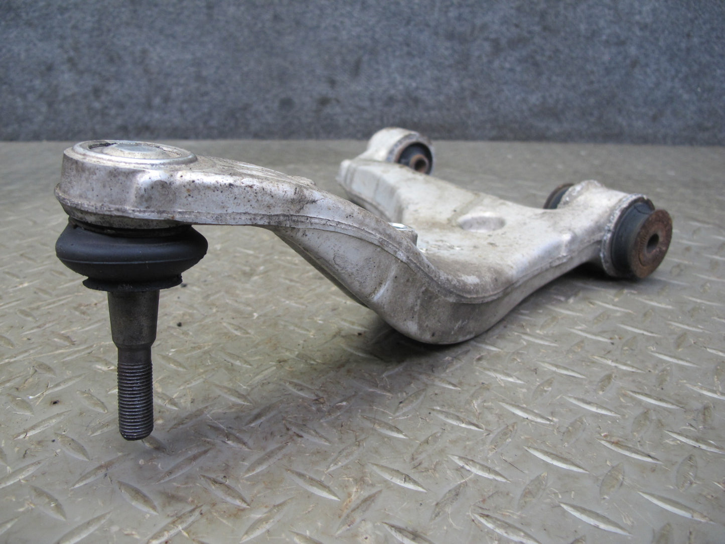 01-06 Lexus UCF30L LS430 Rear Right Suspension Upper Control Arm OEM