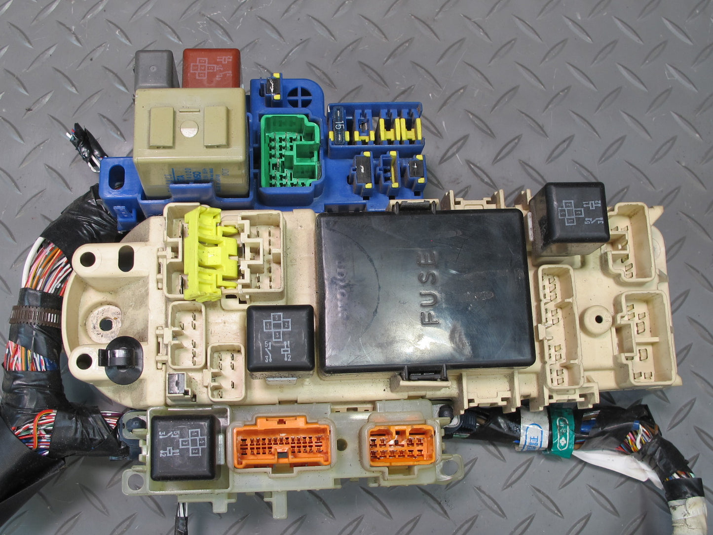 92-93 Lexus UZZ30L SC400 Interior Fuse Relay Box Module w Integration Module OEM